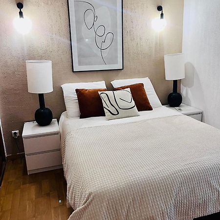 Charmant Appartement Centre-Ville アジャクシオ エクステリア 写真